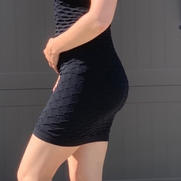 BLACK MINI DRESS SIZE MEDIUM - Picture 8 of 8